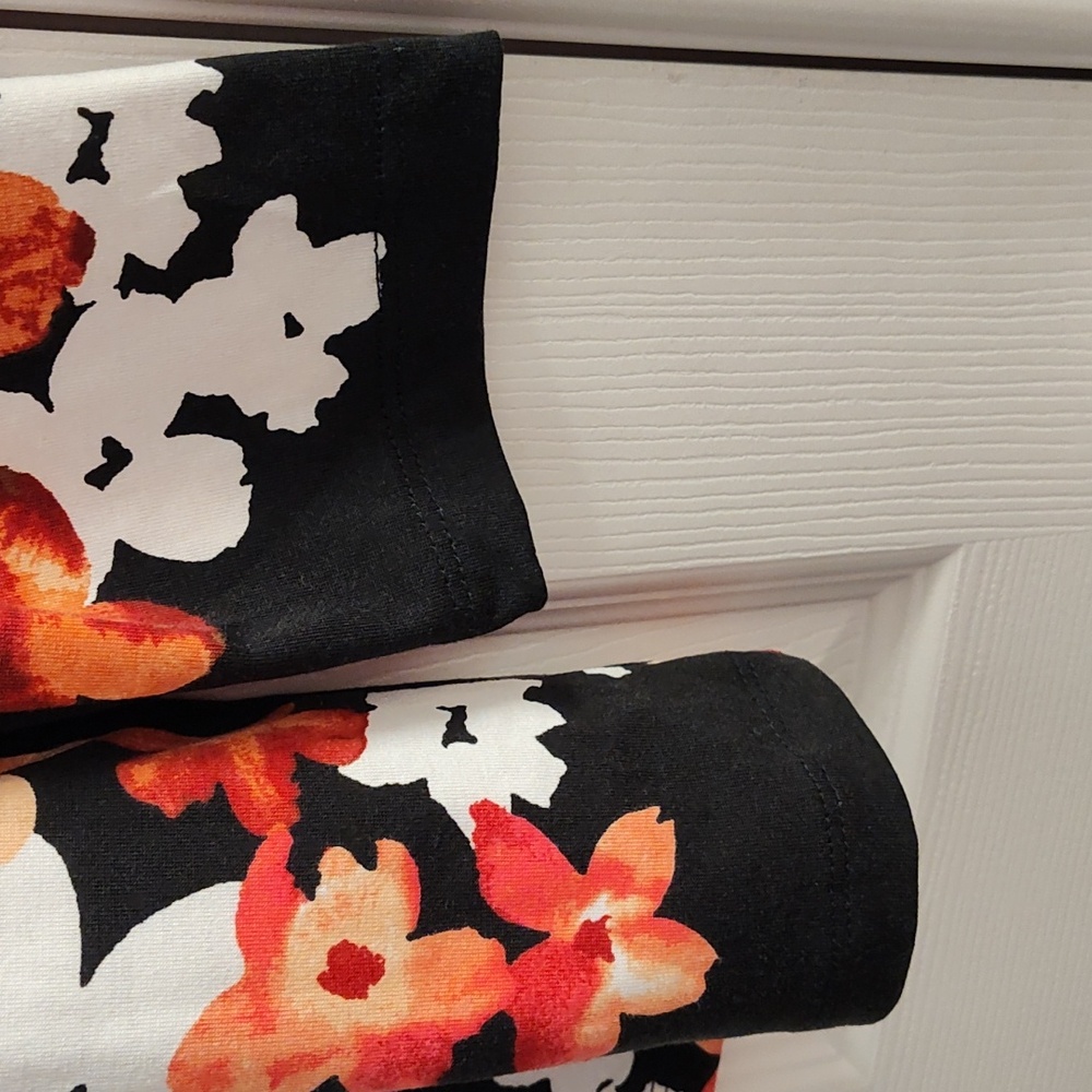 LuLaRoe Long Sleeve Top Size Medium Black With Red Orange White Floral Design - Picture 5 of 8